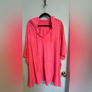 Women's short sleeve hooded top